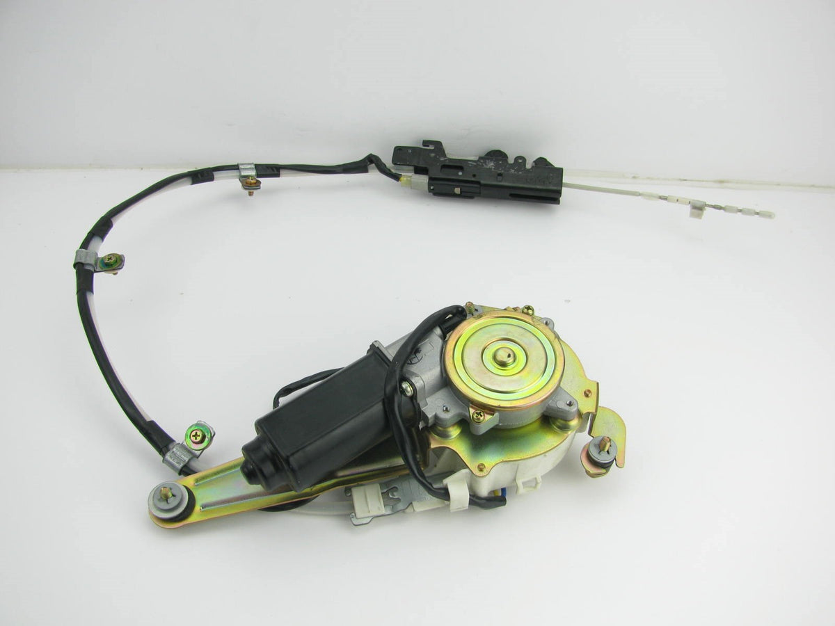 NEW - OUT OF BOX - Left Hand Drivers Side Seat Belt Motor Denso 730551-7030