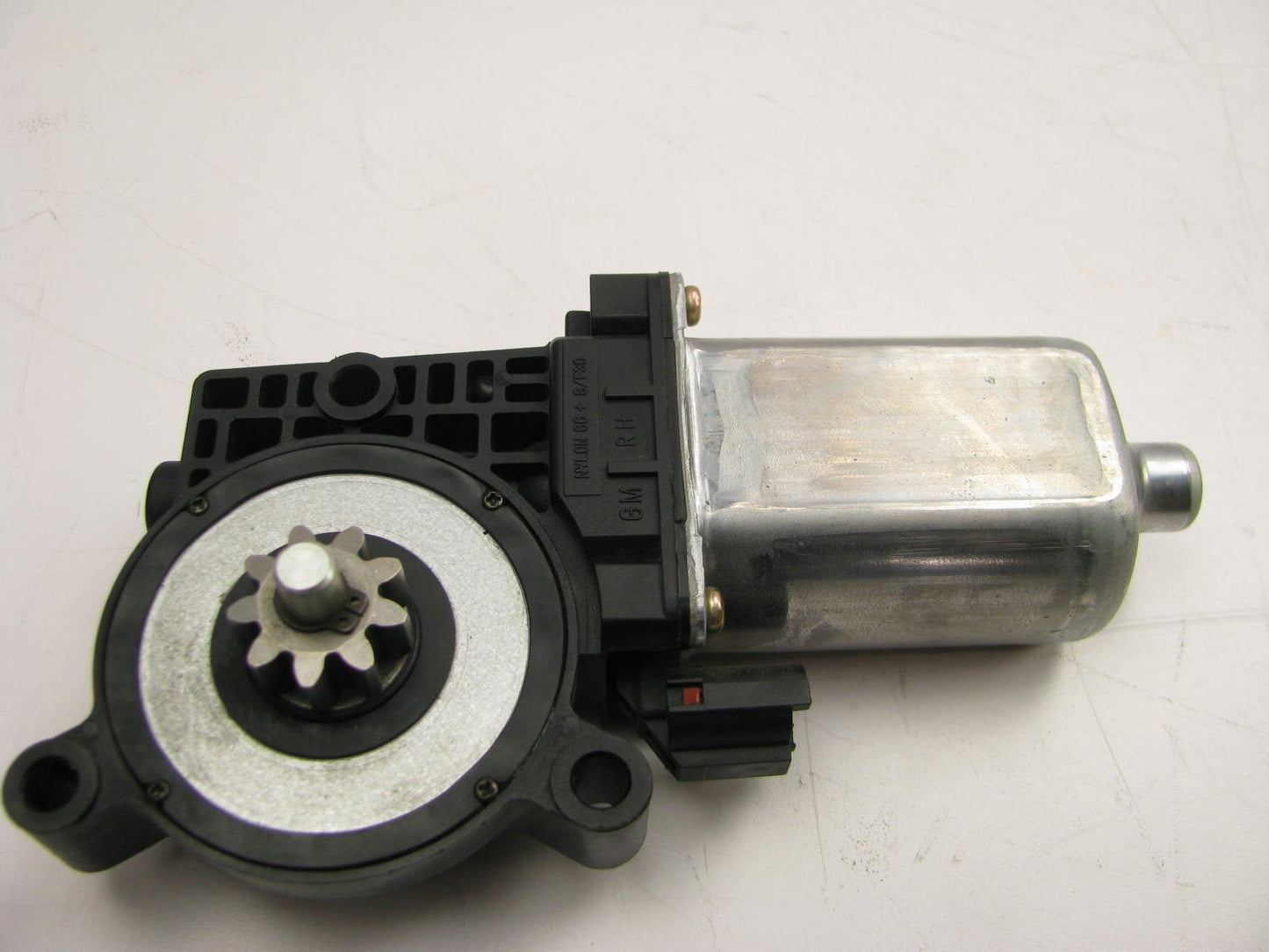 NEW - OUT OF BOX - 742-104  Power Window Lift Motor - Front Left / Right