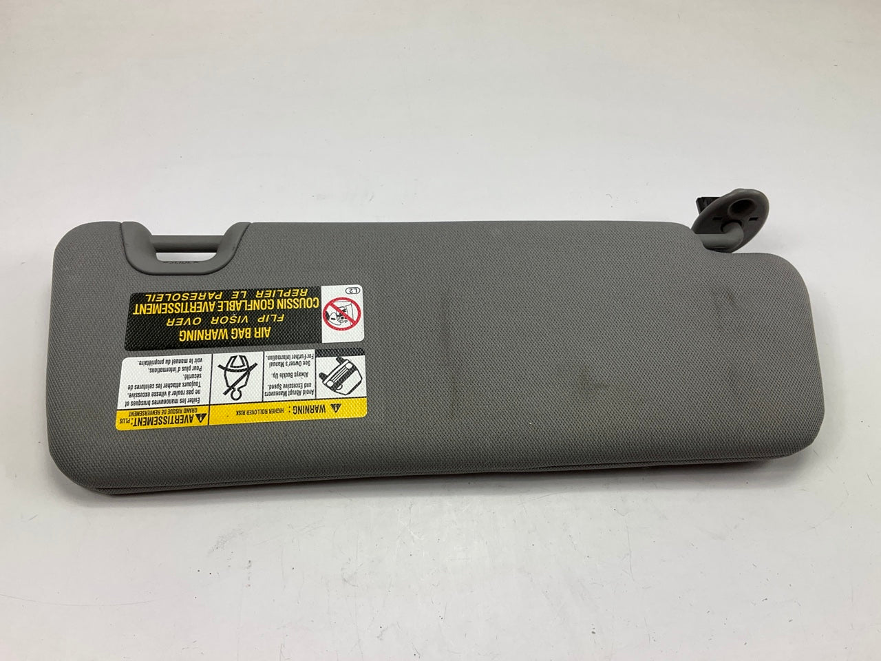 NEW - OUT OF BOX - Left Drivers Side Sunvisor GRAY Sun Visor 14-19 Highlander