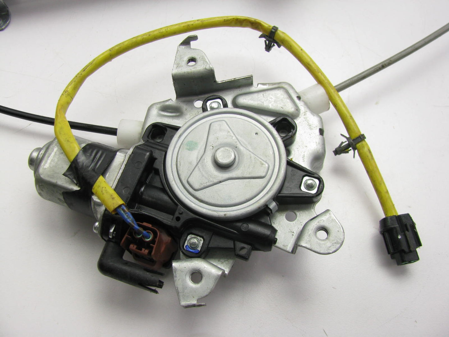 NEW UNBOXED 748901 REAR RIGHT Power Window Motor & Regulator For 05-15 Frontier