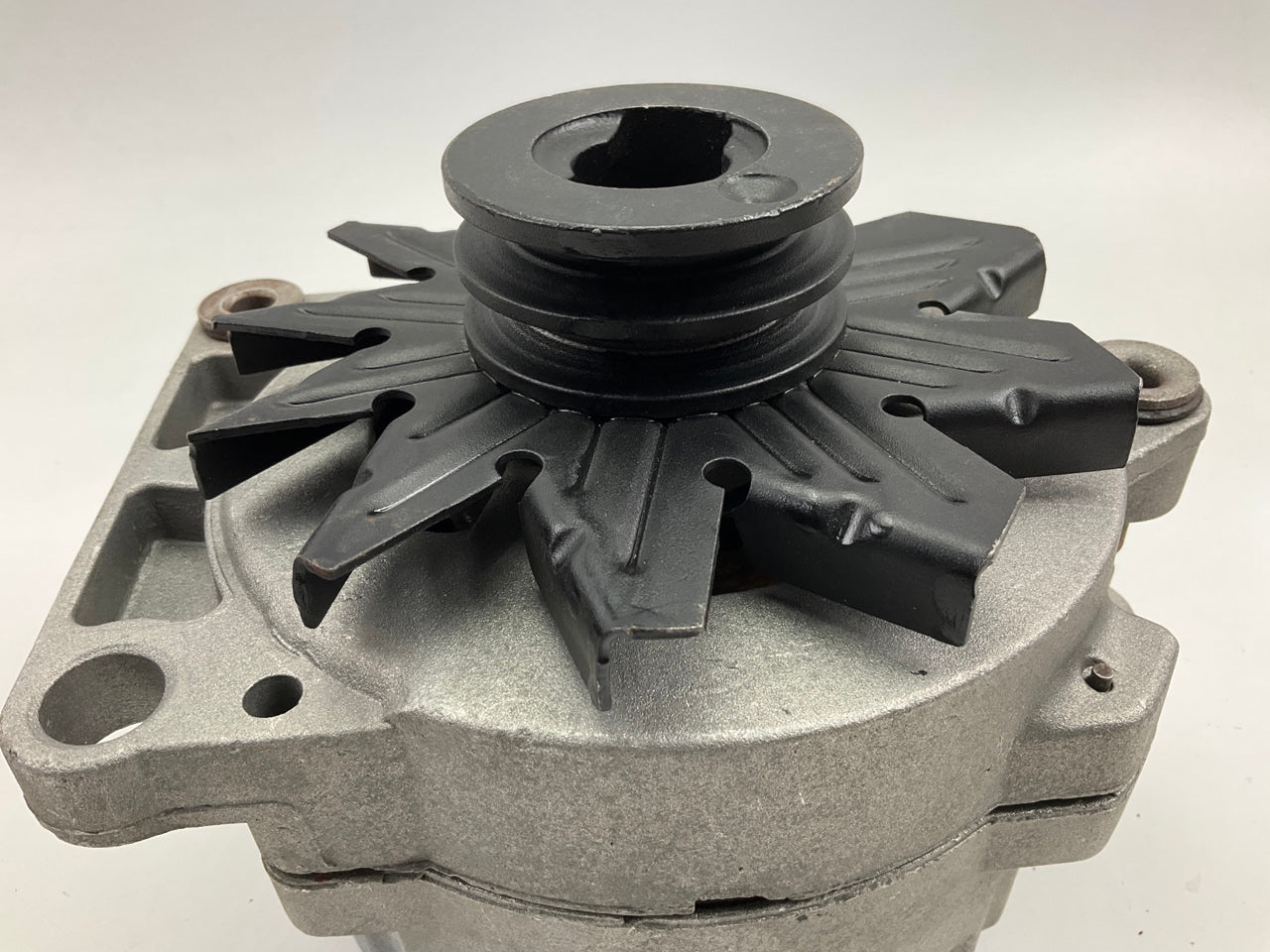 REMAN. Mater Quality 7521 Alternator 114 Amp