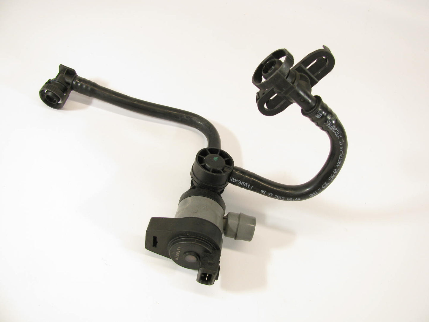 USED Genuine OEM BMW 7-6361-55 Vapor Evap. Canister Purge Valve Solenoid