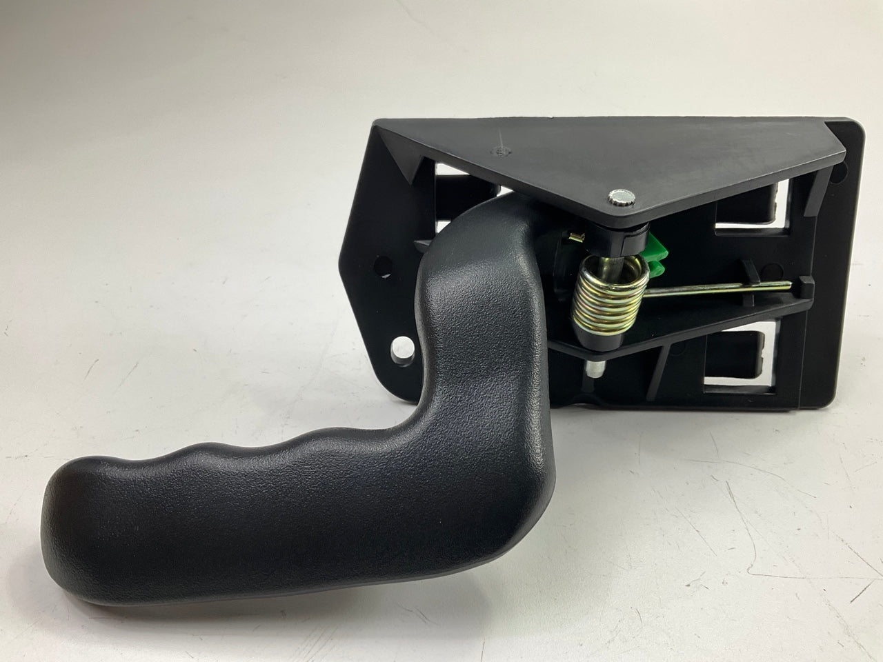 NEW UNBOXED 77467 Left Interior Door Handle