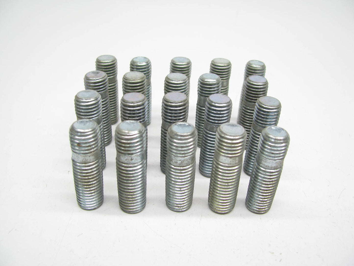 (x20) 77738S - Bulk Wheel Studs 12mm X 1.50 Short