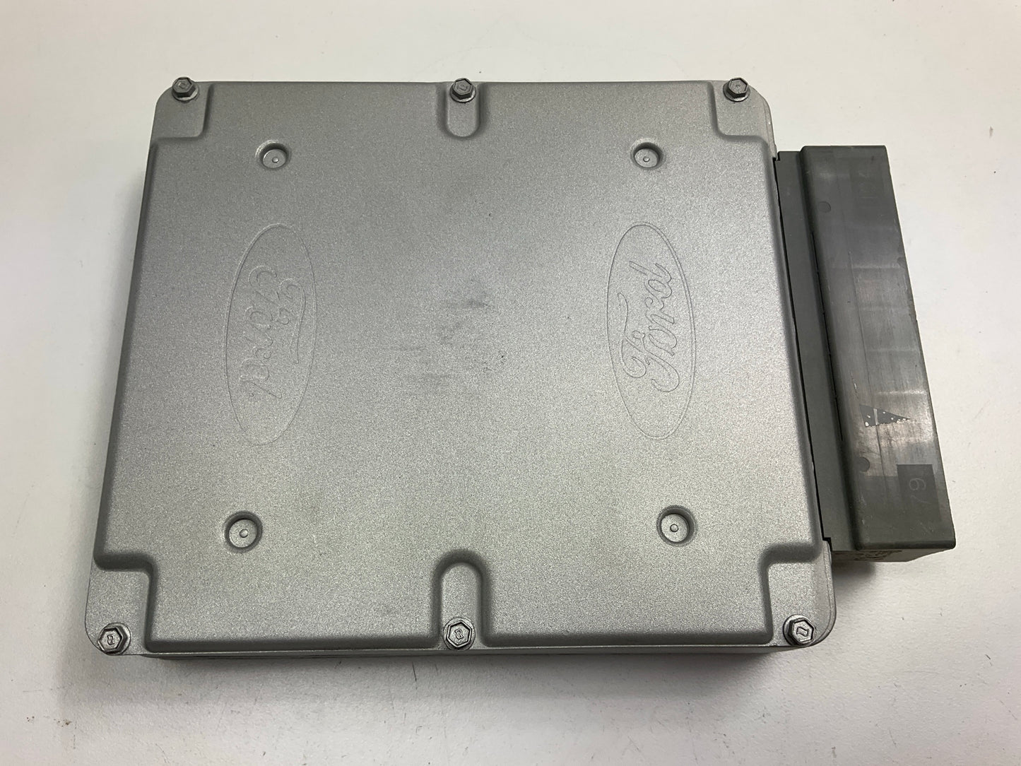 REMAN. 78-8537F Engine Control Computer Module ECM ECU - 2000-2002 Ford Focus