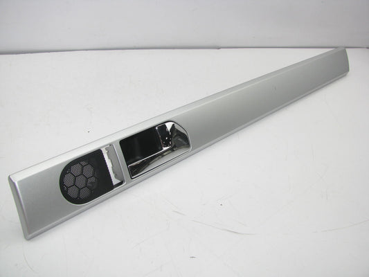New Out Of Box OE Right Rear Door Handle And Trim For 04-10 VW Touareg 7L6853082