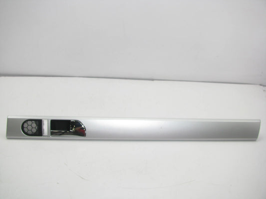 New Out Of Box OE Right Rear Door Handle And Trim For 04-10 VW Touareg 7L6853082