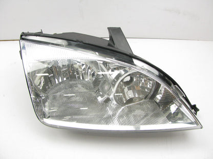 NEW - OUT OF BOX - Ford 7S43-13005-A Right R.h. Side Headlight Lamp 05-07 Focus