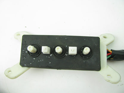 NEW - OUT OF BOX 7W00-60-8080 Front Right Power Seat Switch 1993-97 Ford Probe