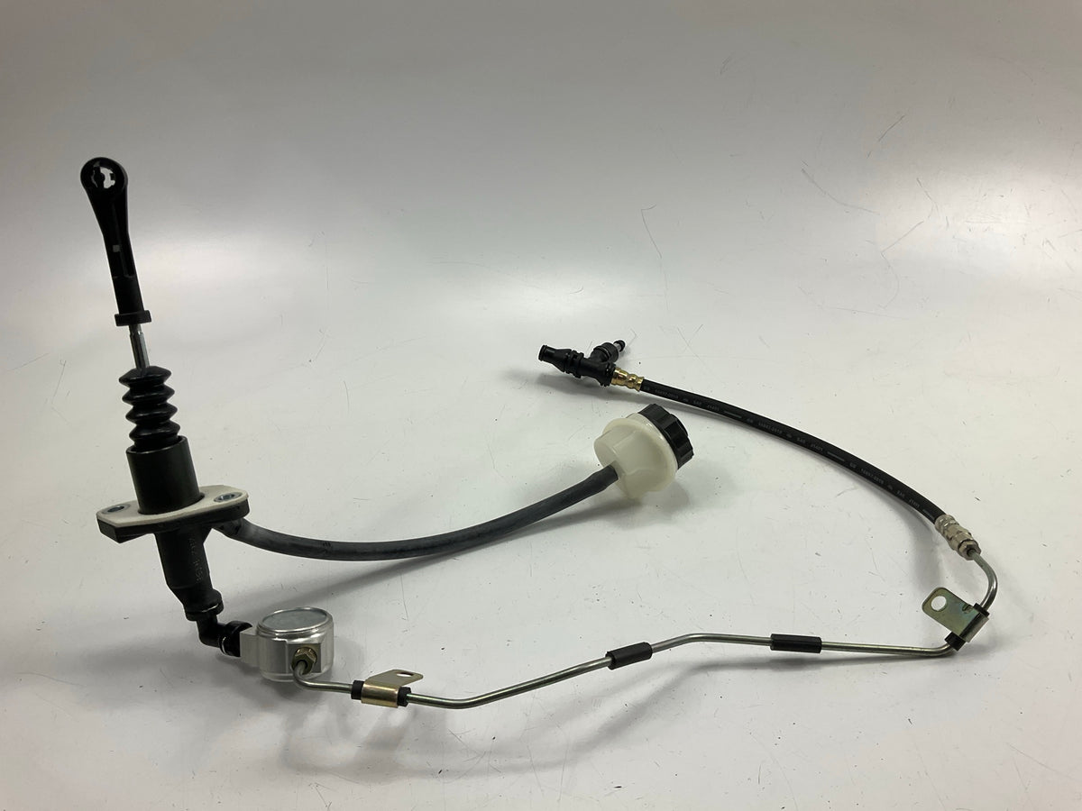 NEW 800055 Clutch Master Cylinder & Line Assembly For 2002-2007 Saturn Vue