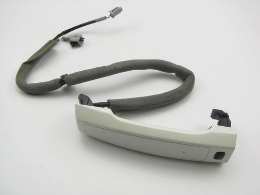 NEW OUT OF BOX Exterior Door Handle OEM For 13-15 Armada 806409GE7A PEARL WHITE