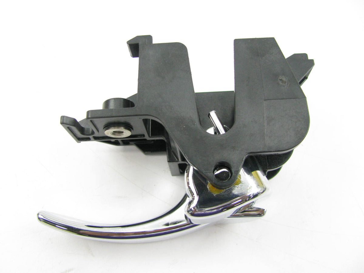 NEW - OUT OF BOX - OEM For Nissan 80670-EA000 FRONT RIGHT Interior Door Handle