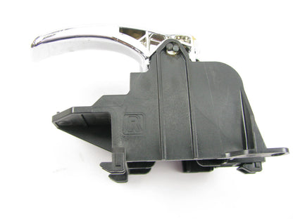 NEW - OUT OF BOX - OEM For Nissan 80670-EA000 FRONT RIGHT Interior Door Handle