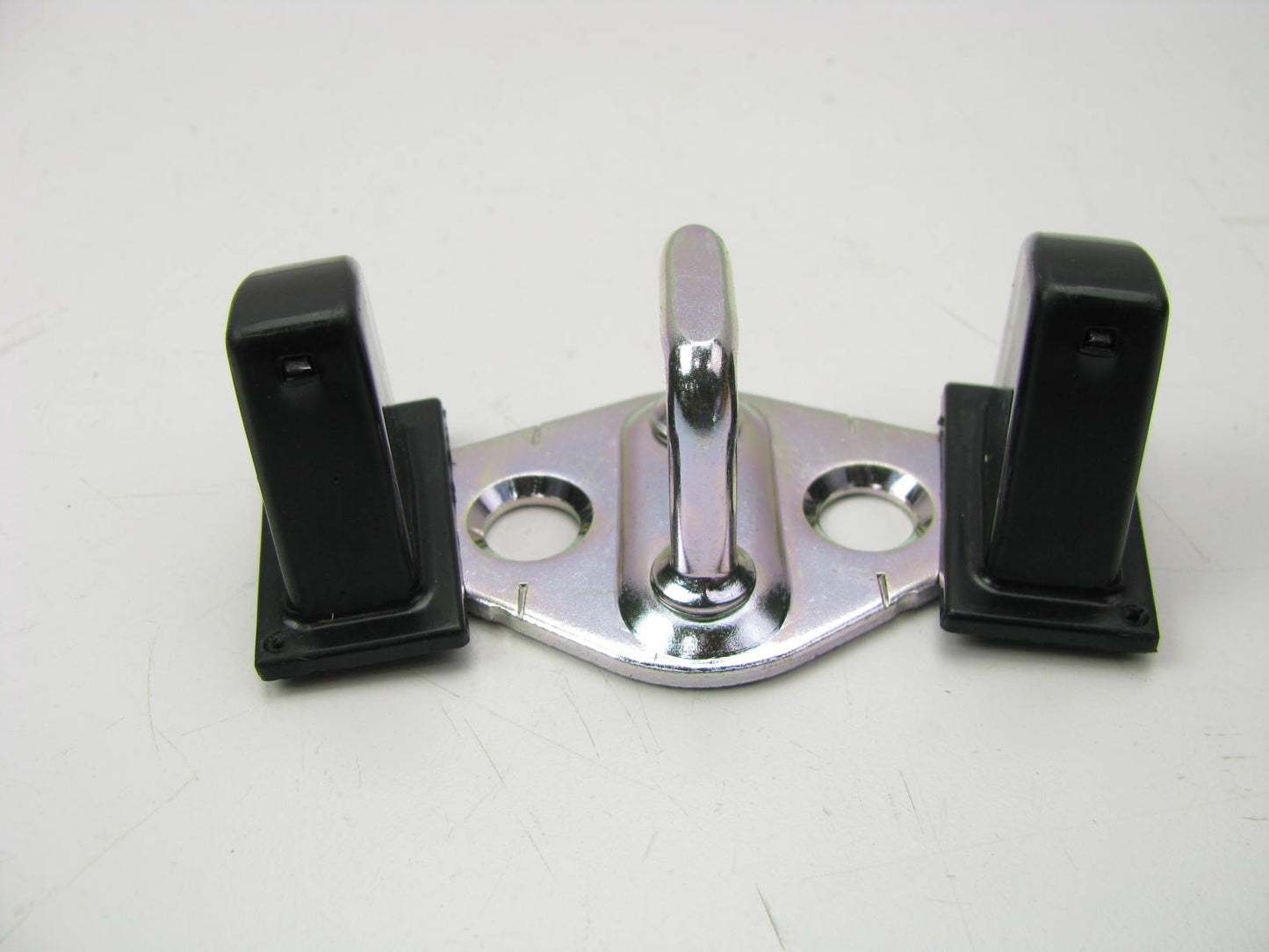 NEW - OUT OF BOX - OEM 812102K000 Tailgate Liftgate Hatch Pin Striker For Kia