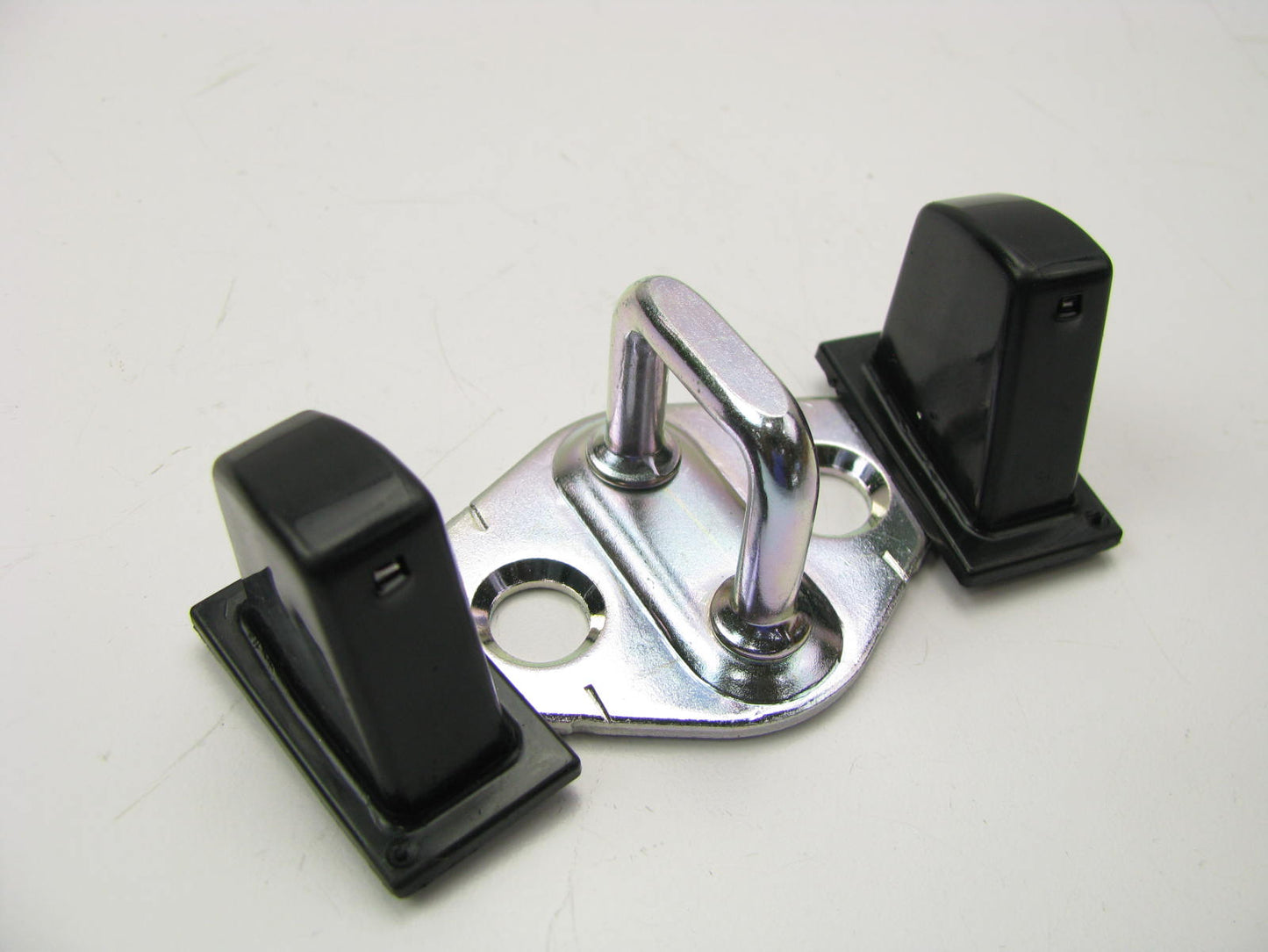 NEW - OUT OF BOX - OEM 812102K000 Tailgate Liftgate Hatch Pin Striker For Kia