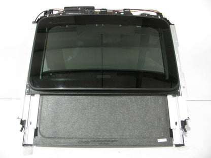 COSMETIC DAMAGE - Sunroof Sun Roof Frame & Glass For 2020-2023 Hyundai Palisade