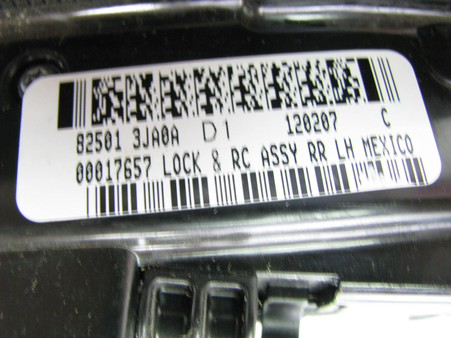 NEW - OUT OF BOX 825013JA0A-MISSING Rear Left Door Lock Actuator - MISSING CABLE