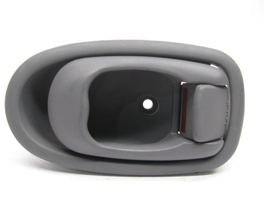 NEW UNBOXED OEM Gray RIGHT R.H. Interior Door Handle For 95-98 Hyundai Elantra