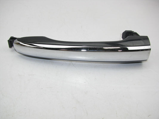 NEW - OUT OF BOX 826513L000 Outside Door Handle For 2007-2009 Hyundai Azera