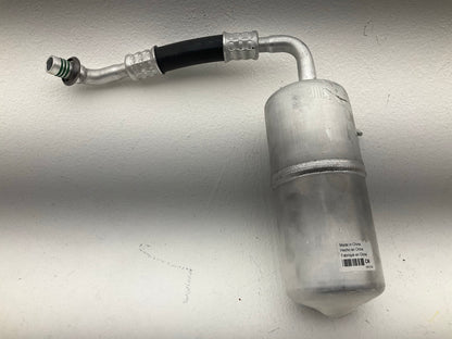 OUT OF BOX - 83021 A/C Accumulator With Hose Assembly