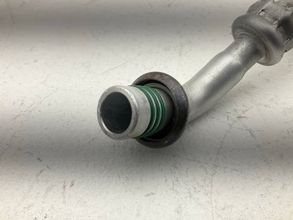OUT OF BOX - 83021 A/C Accumulator With Hose Assembly