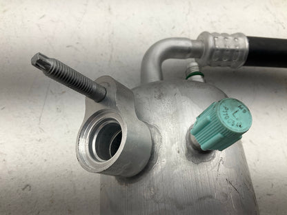 OUT OF BOX - 83021 A/C Accumulator With Hose Assembly