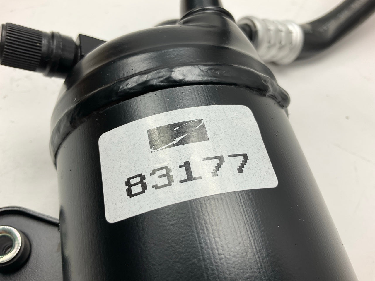 NEW UNBOXED 4 Seaons 83177 A/C Accumulator With Hose