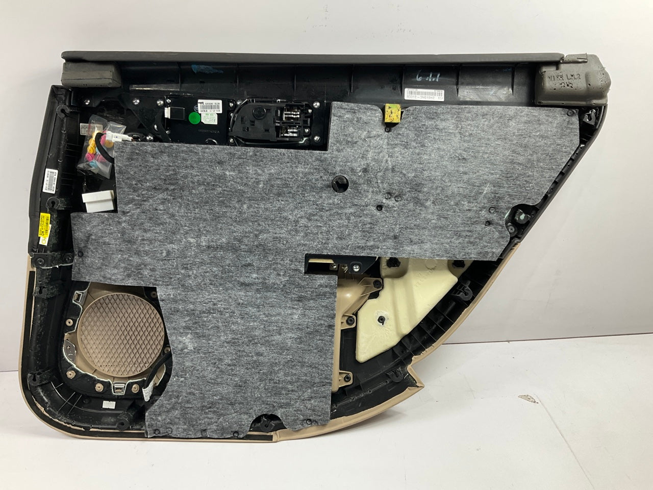 NEW UNBOXED 833013NED0W3V Rear Left Beige Tan Door Panel OEM For 2011-2012 Equus