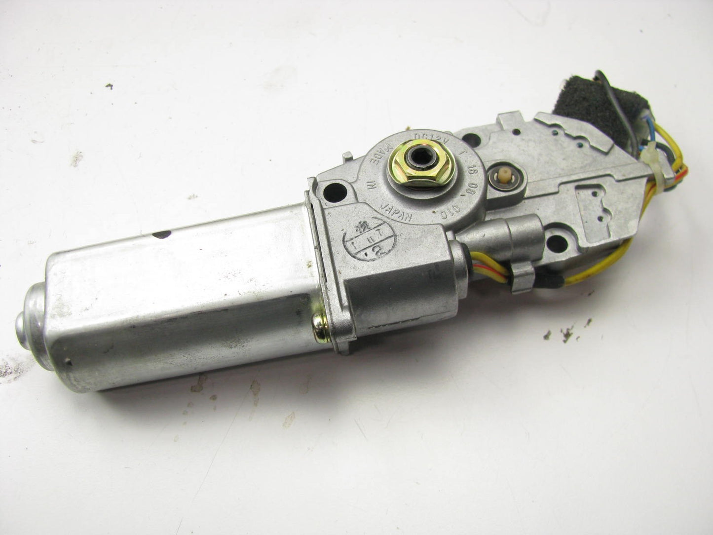 NEW - OUT OF BOX - OEM 1993-1997 Ford Probe Sunroof Motor 833100-1050