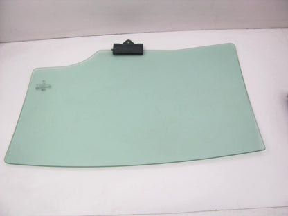 NEW - OUT OF BOX 834203R010 Rear Right Window Glass For 2014-2016 Kia Cadenza Type 2