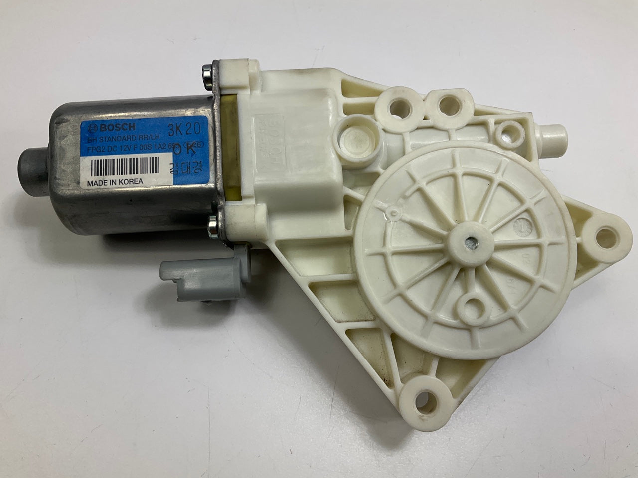 NEW UNBOXED 83450-3M020 Rear Left Power Window Motor OEM For 2009-2014 Genesis