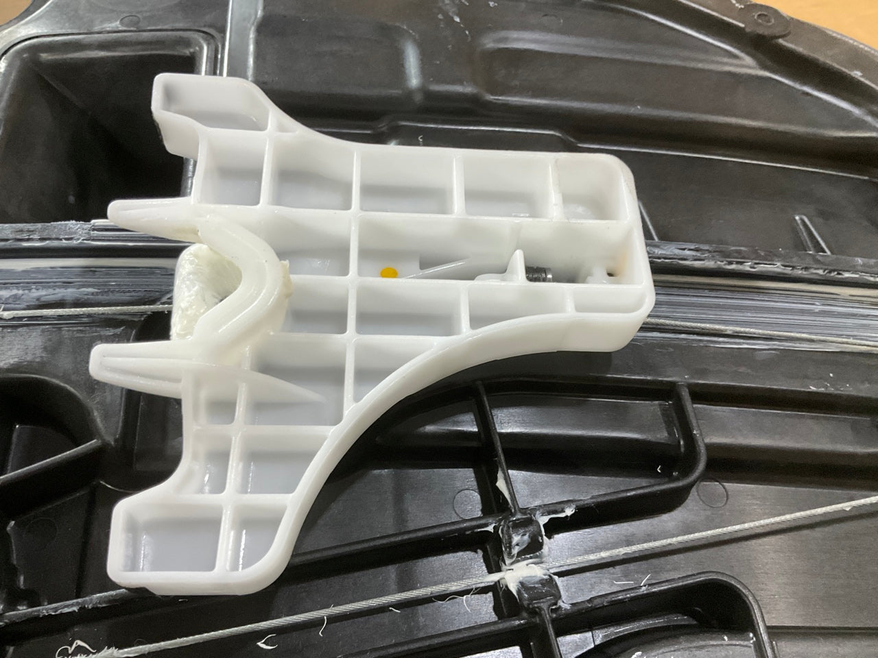 NEW UNBOXED 83471-B8000 Rear Left Window Regulator Module For 2013-2019 Santa Fe