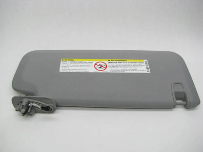 OEM Driver Side SunVisor - Lighted W/mirror 84247199 For Various 15-20 GM Trucks