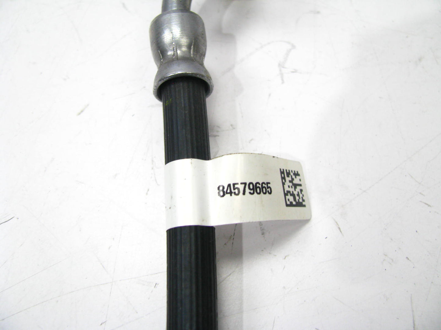 NEW OUT OF BOX - GM 84579665 Front RIGHT Hydraulic Brake Hose OEM For 20-21 XT6