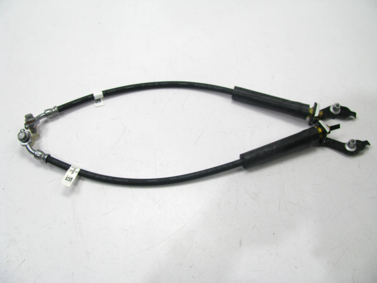 NEW OUT OF BOX - GM Front LEFT/RIGHT Hydraulic Brake Hose OEM For 2020-2021 XT6