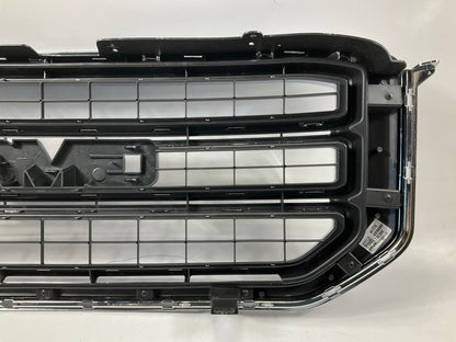 USED OEM GM Grille 84722258 Assembly Chrome W/ Emblem 2015-2020 GMC Yukon /XL