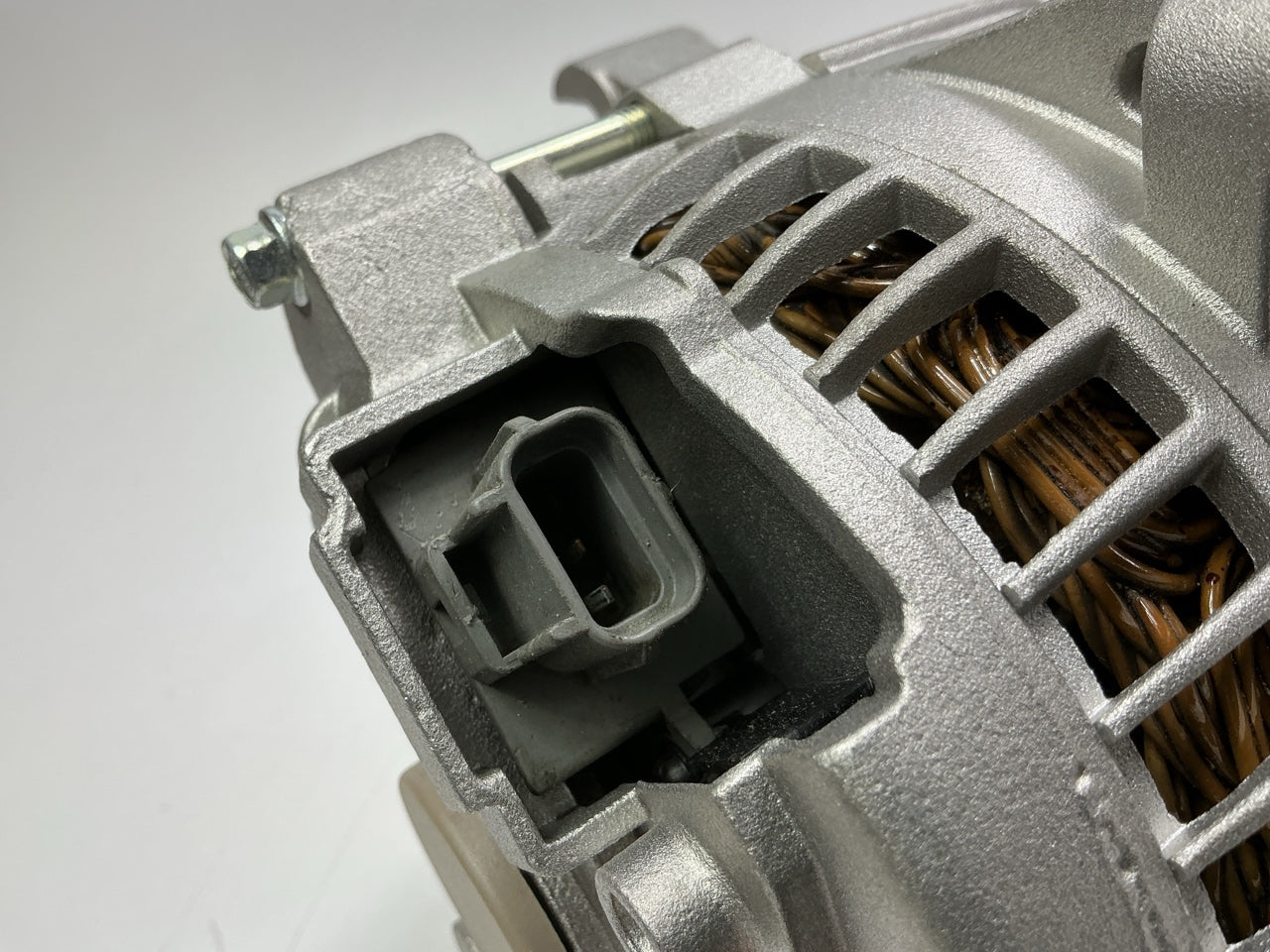 REMAN. 8473 Alternator