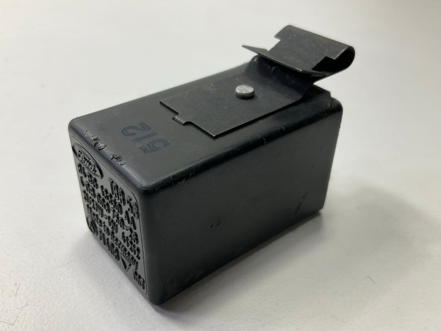 NEW - OUT OF BOX - OEM FORD 84BG-13350-AA Hazard Warning Flasher