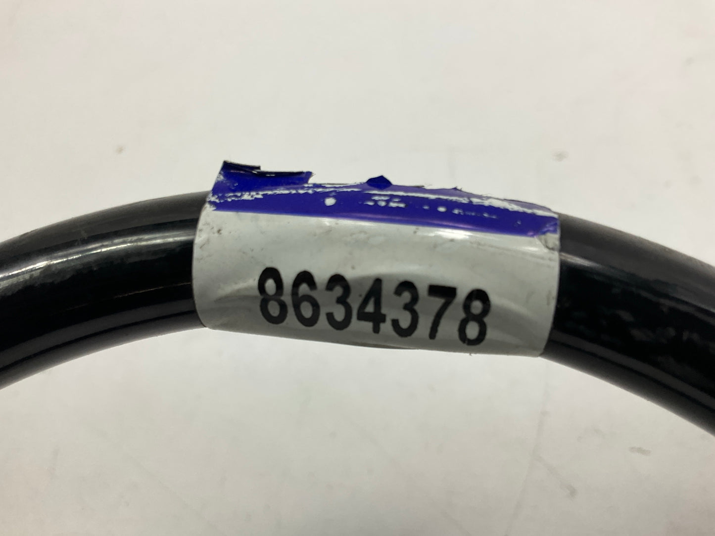 NEW UNTAGGED OEM Volvo 8634378 Front Coil Spring