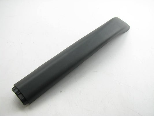 NEW UNBOXED Rear Right Side Roof Rack Rail End Cap Cover OEM For 12-13 Soul