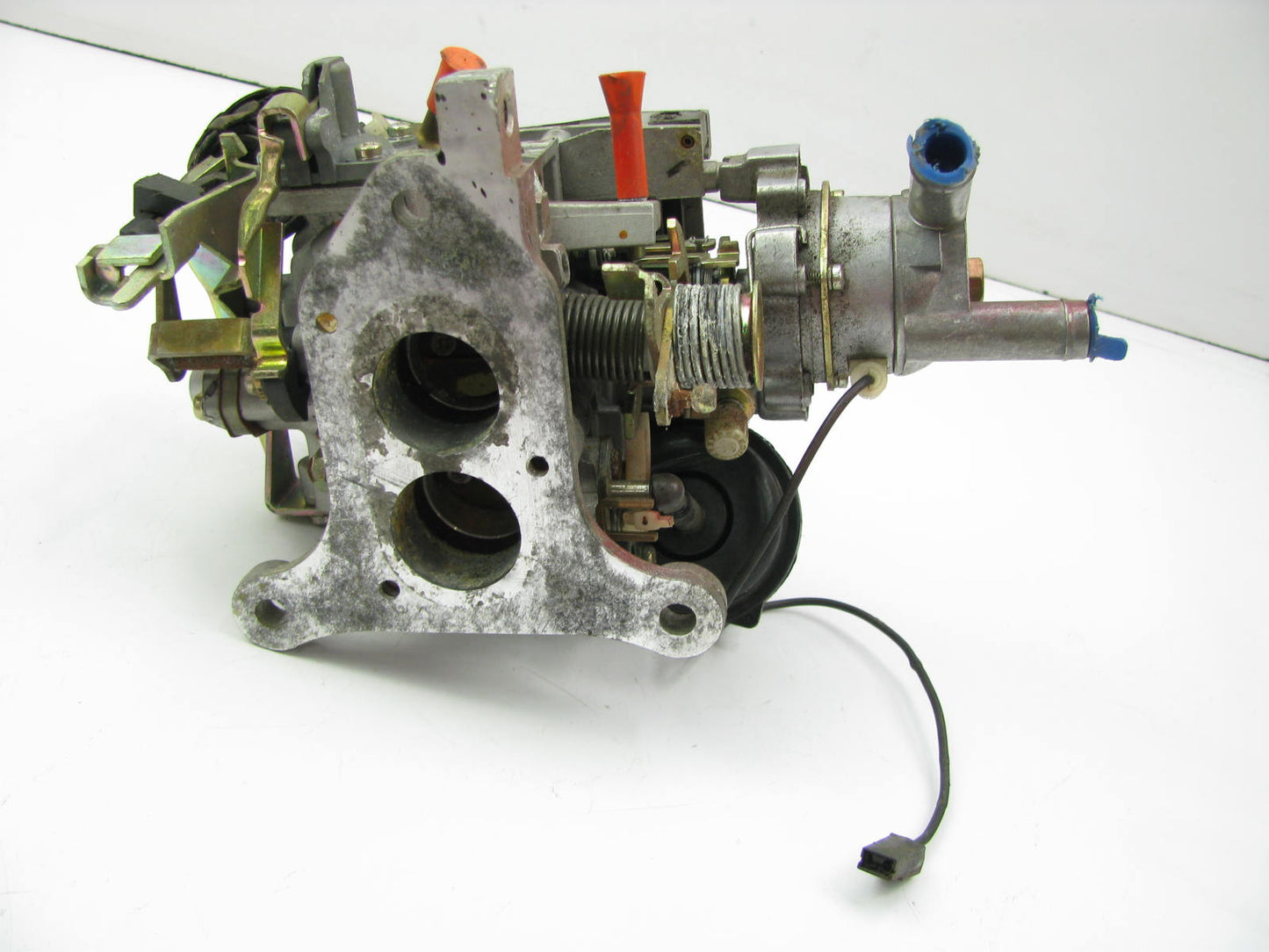 USED CORE - 87YF-9510-AC-CORE2 Pierburg Carburetor 2-BBL 88-92 Ford Sierra 1.8L