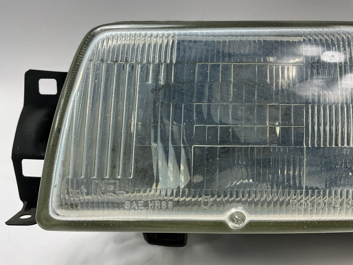 USED, EXCELLENT - Left Drivers Side Headlight Headlamp 1988-1992 Toyota Corolla