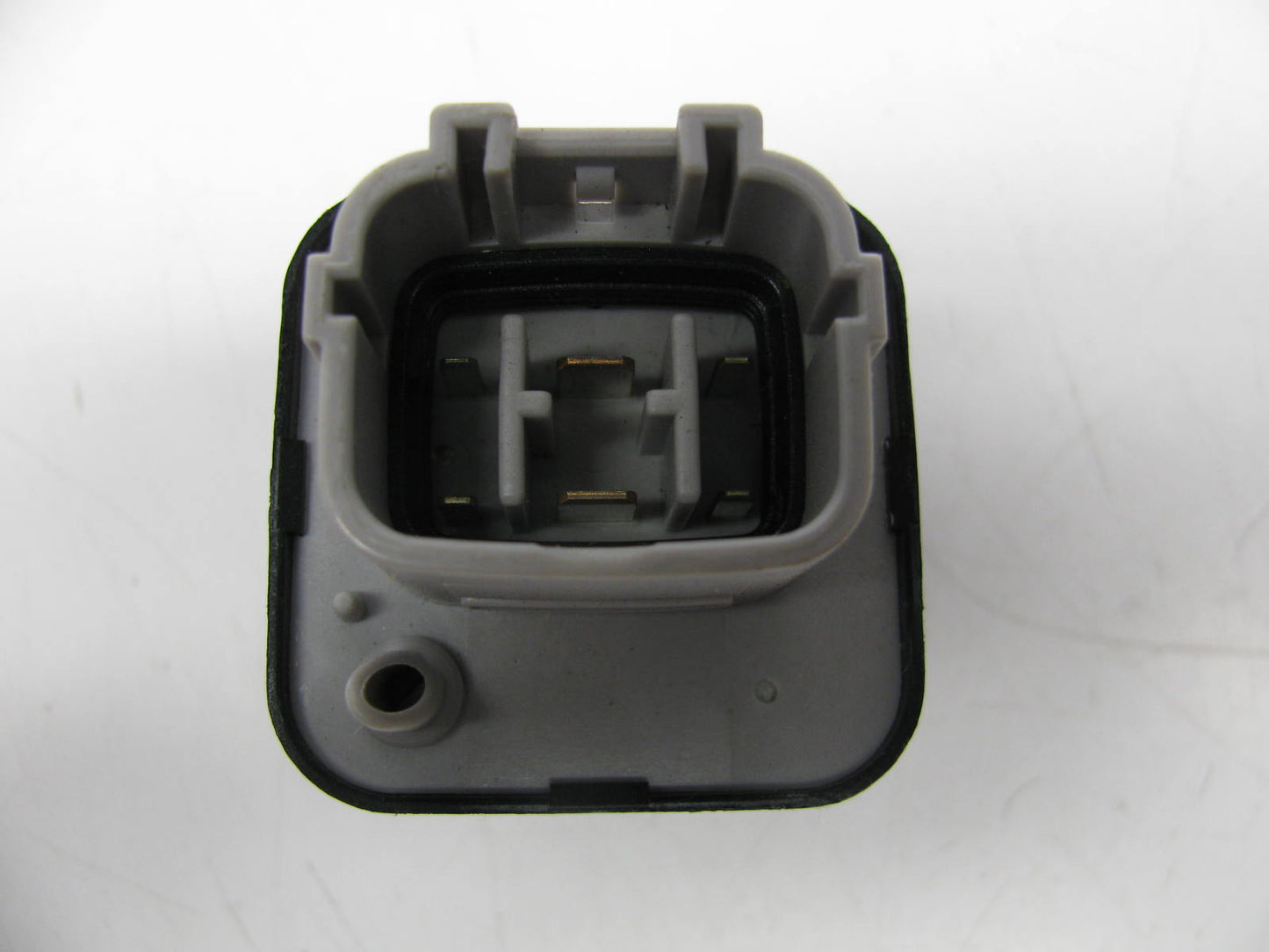 NEW - OUT OF BOX - OEM DENSO TOYOTA 88263-35070 ABS Relay 156700-0050