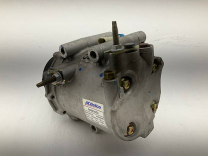 NEW UNBOXED OEM AcDelco 88892652 A/C Compressor With Clutch