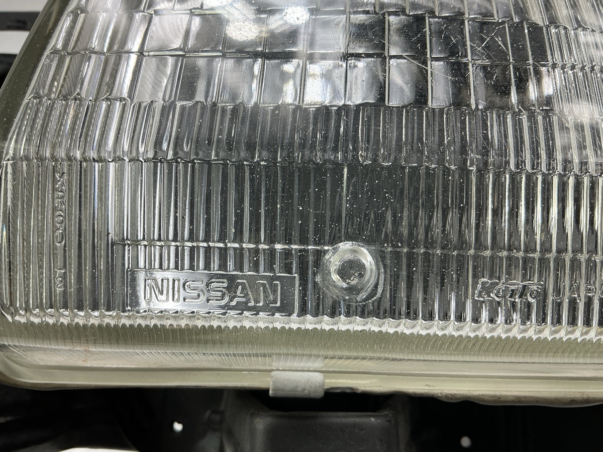 USED - EXCELLENT Condition Left Headlight Headlamp OEM For 1989-1990 Sentra