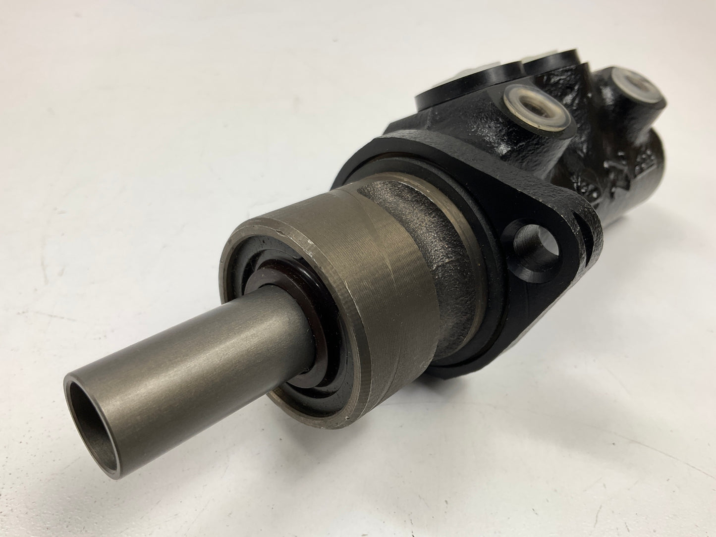 NEW UNBOXED OEM ATE 893611019E Brake Master Cylinder For 1988-1991 Audi 80