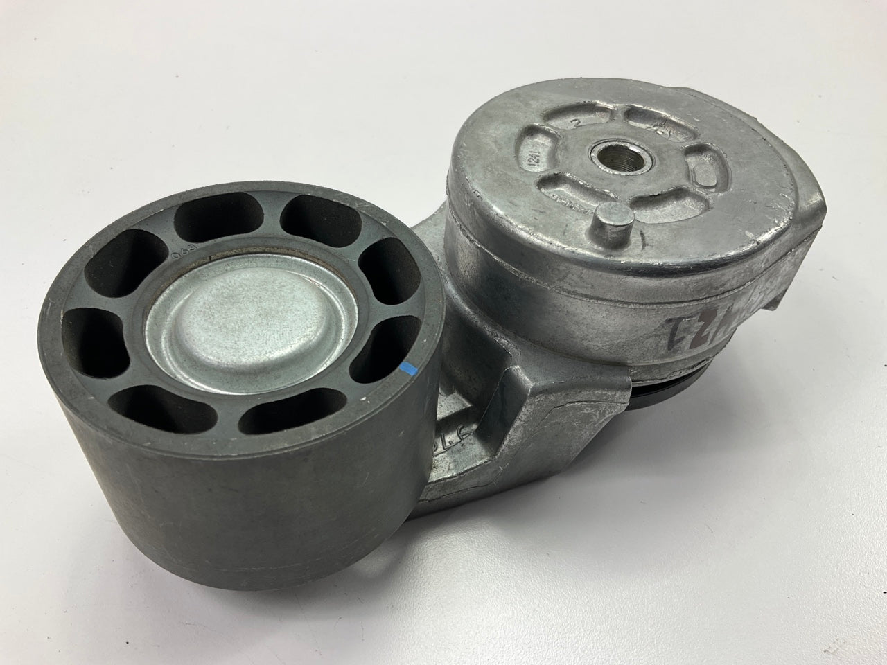 NEW OUT OF BOX - 89421 Belt Tensioner Assembly