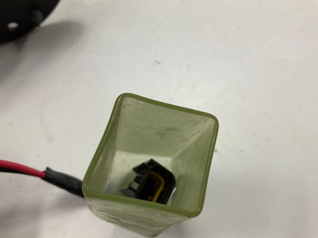 NEW - OUT OF BOX - 8970693361 EMPTY Fuel Pump Hanger OEM JECS