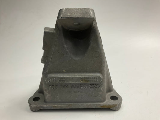 NEW UNBOXED 1998-2005 VW Passat V6 / Audi A4 A6 Right Engine Motor Mount Bracket