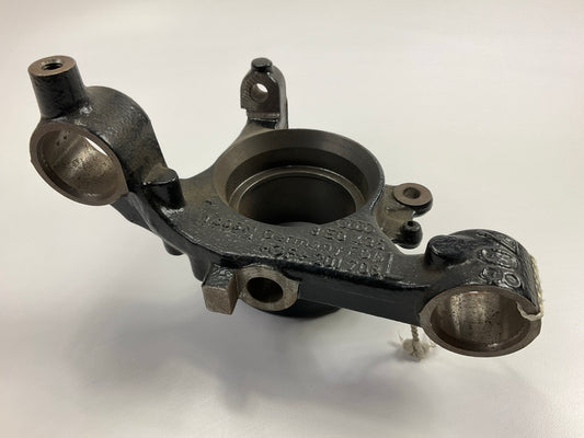 NEW UNBOXED OEM 8E0435 Left Rear Spindle / Knuckle For 2003-2005 VW Passat TDI